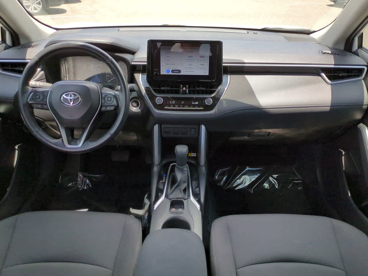 Thumbnail: 2023 Toyota Corolla Cross - 14