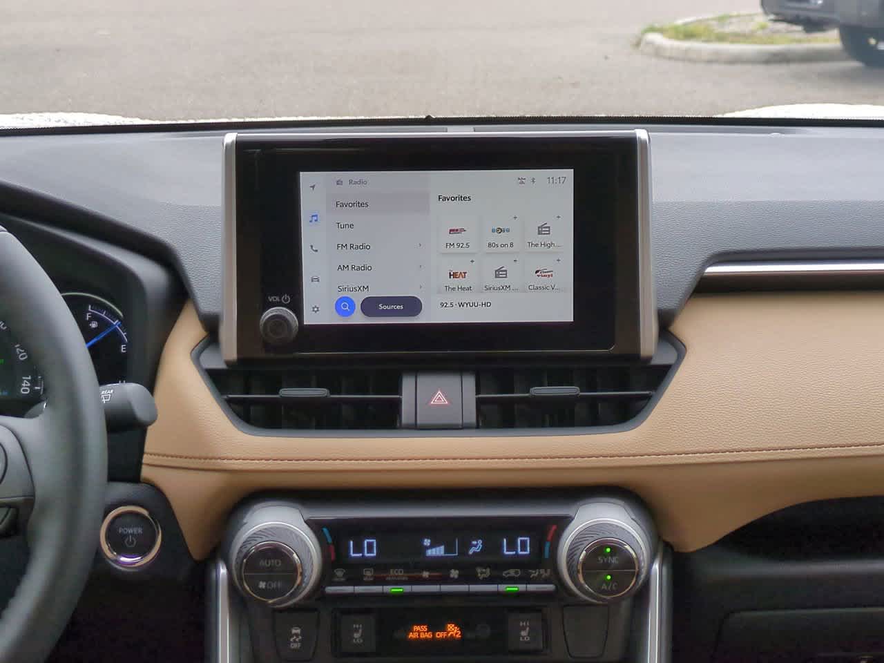 Thumbnail: 2025 Toyota RAV4 - 17