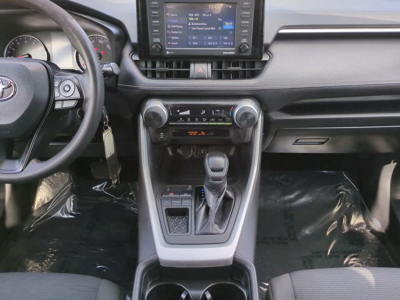 Thumbnail: 2021 Toyota RAV4 - 18
