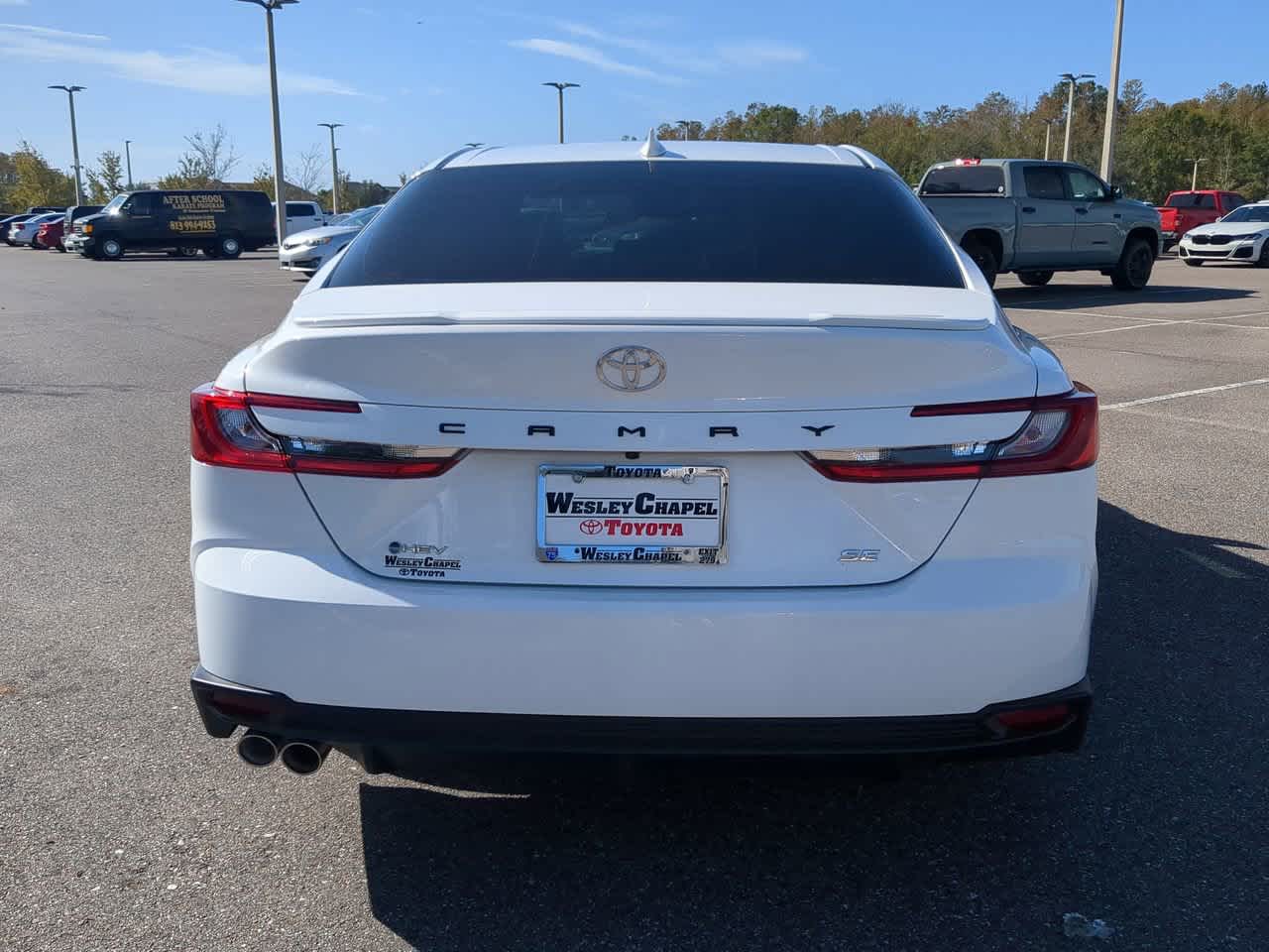 2025 Toyota Camry SE 5