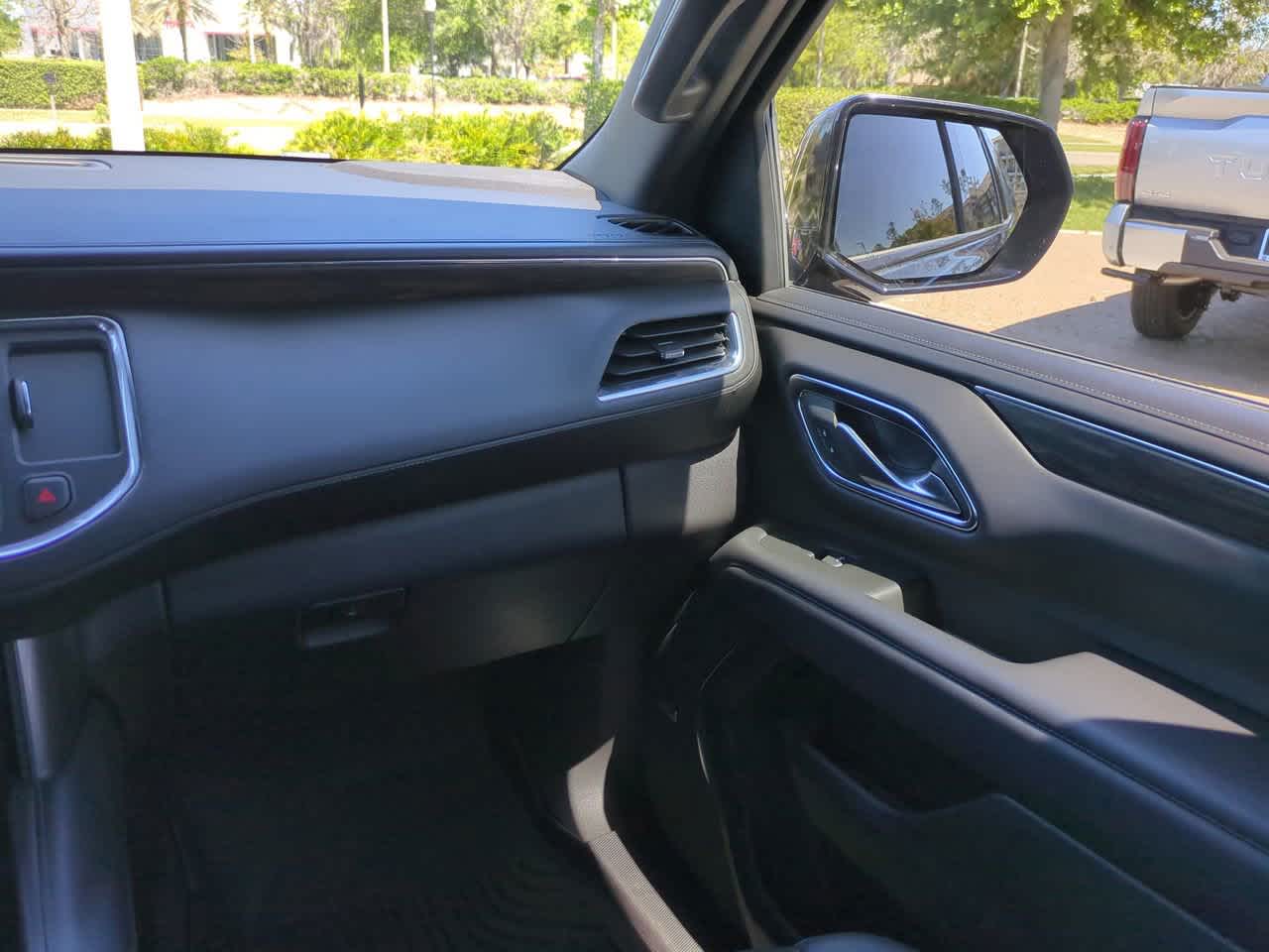 Thumbnail: 2022 Chevrolet Tahoe - 17