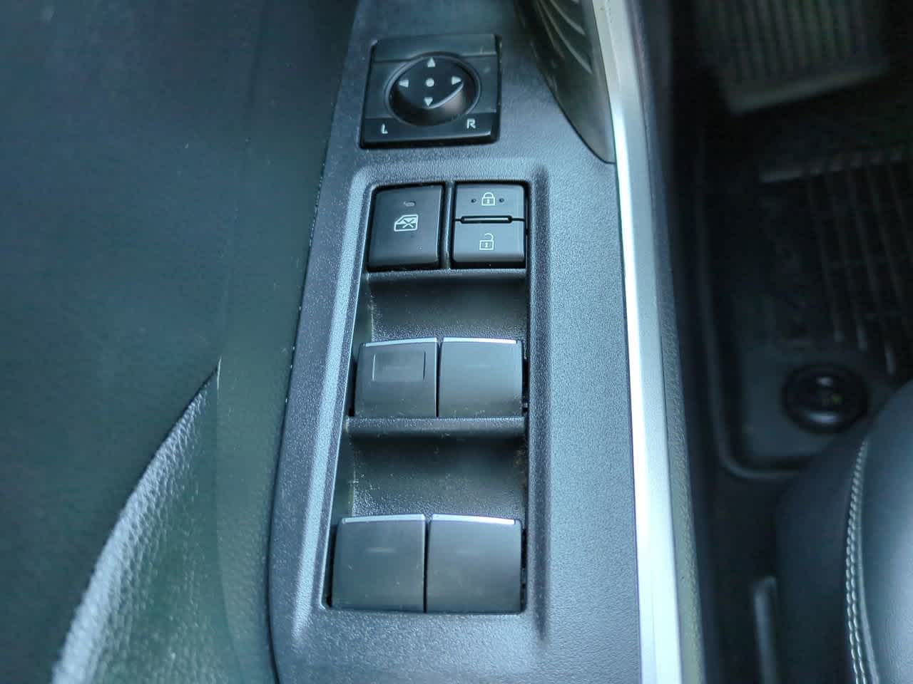 Thumbnail: 2023 Toyota RAV4 - 23