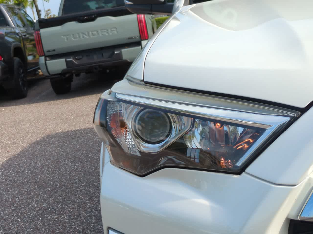Thumbnail: 2018 Toyota 4Runner - 10
