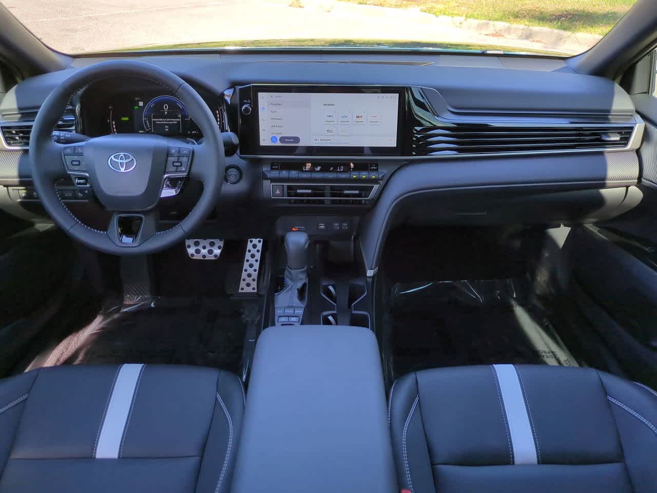 Thumbnail: 2025 Toyota Camry - 14