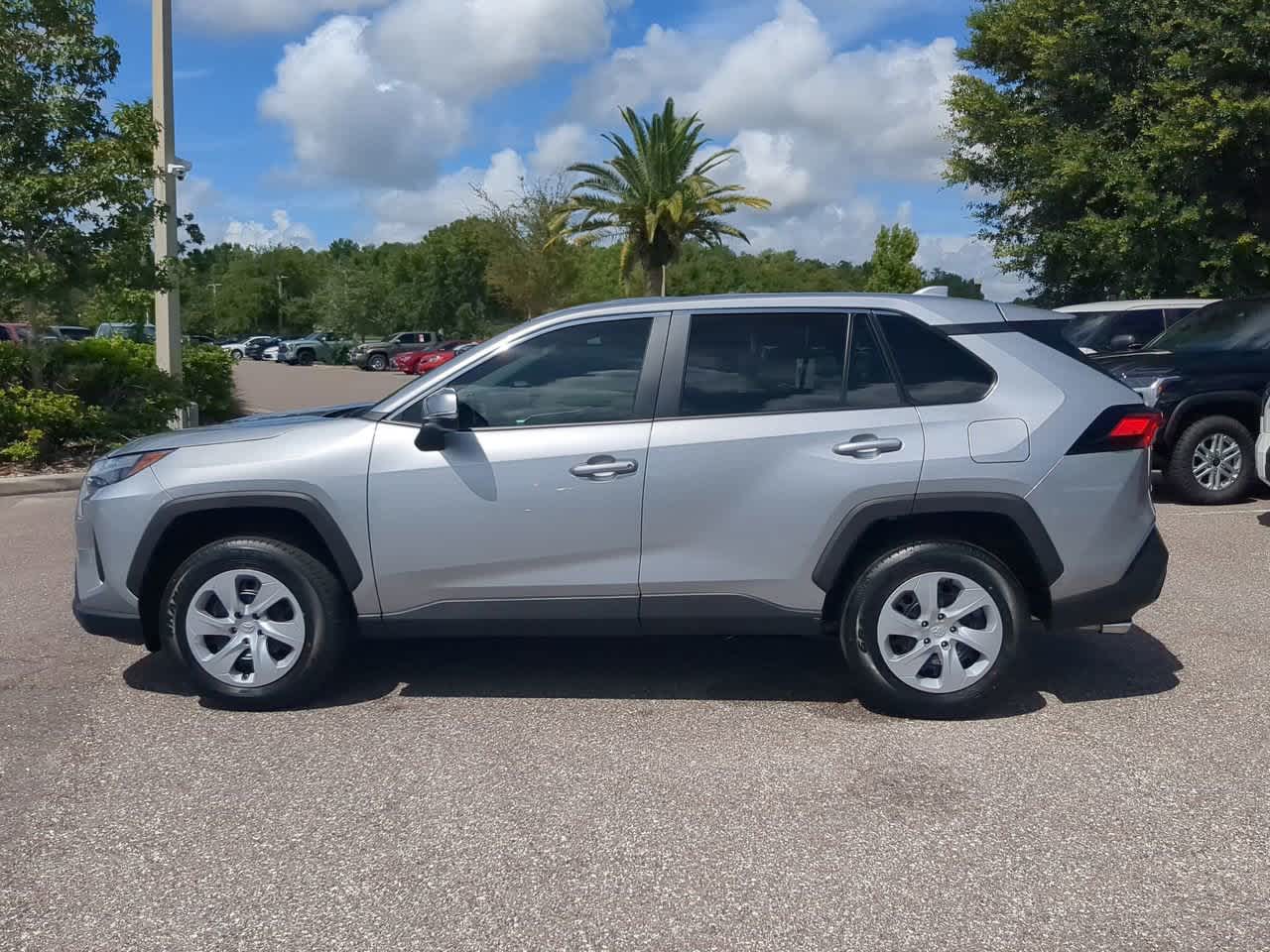 Thumbnail: 2025 Toyota RAV4 - 3