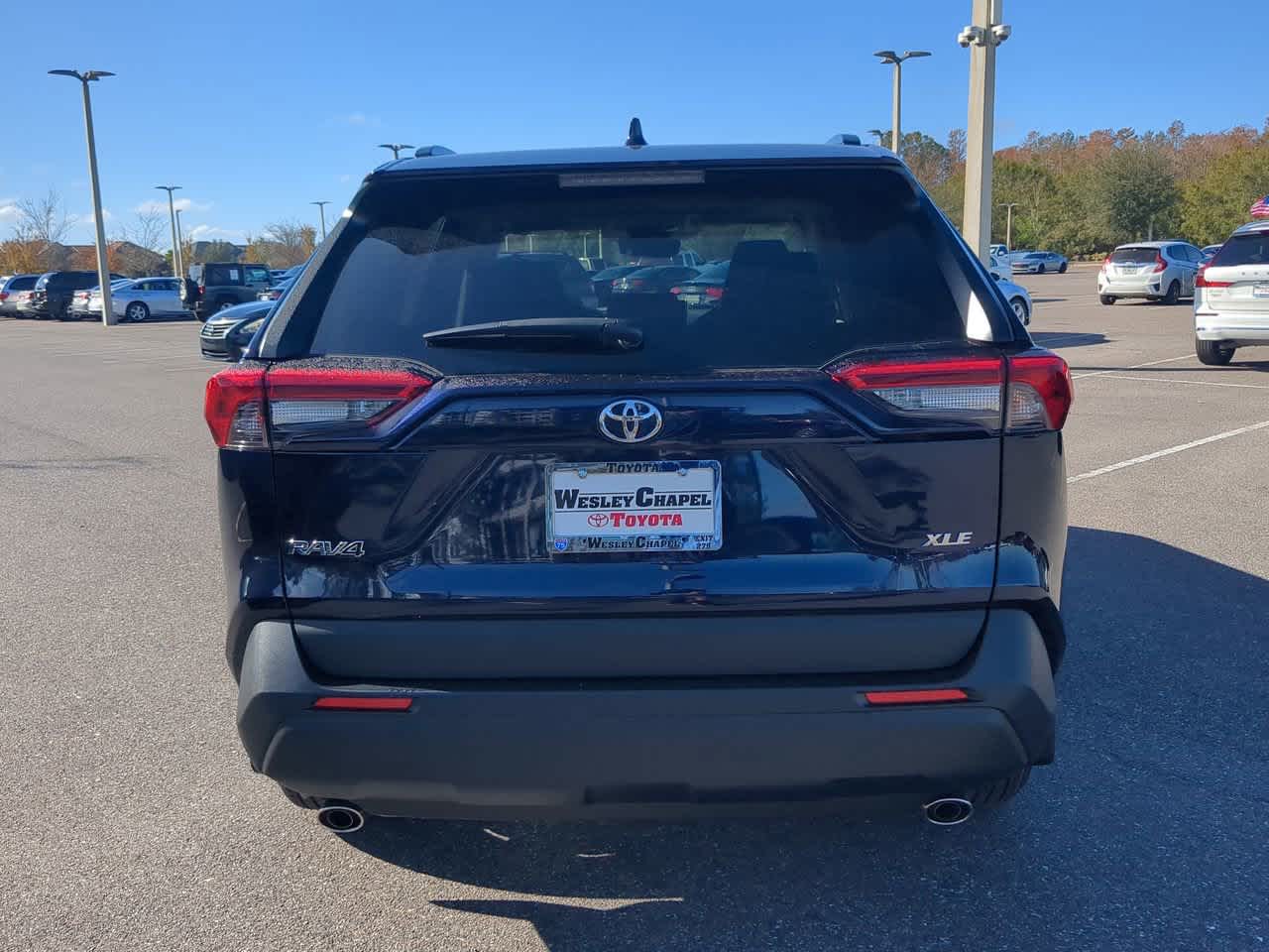 2025 Toyota RAV4 XLE 5