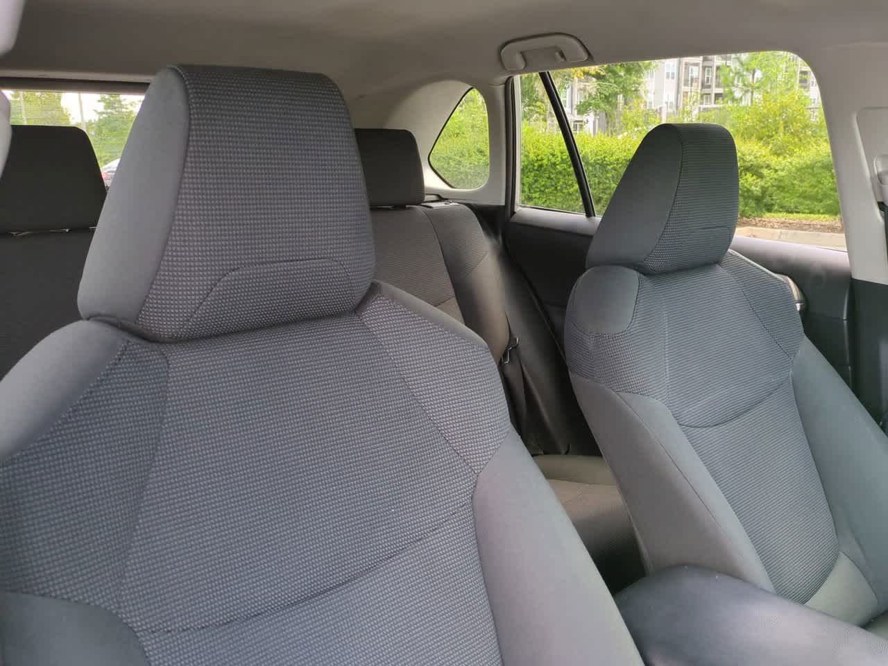 2019 Toyota RAV4 LE 7