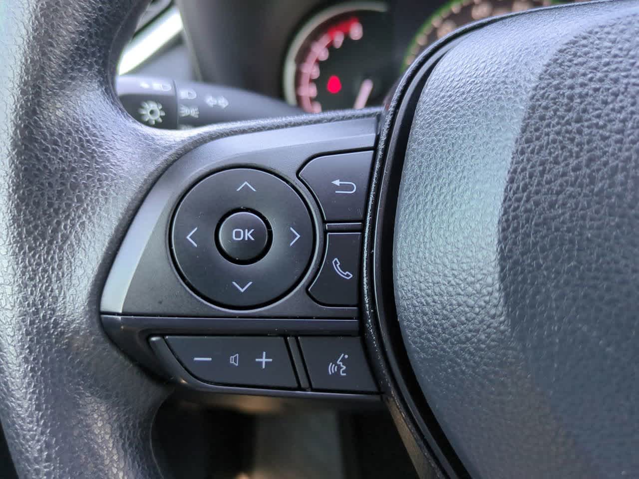 Thumbnail: 2024 Toyota RAV4 - 21