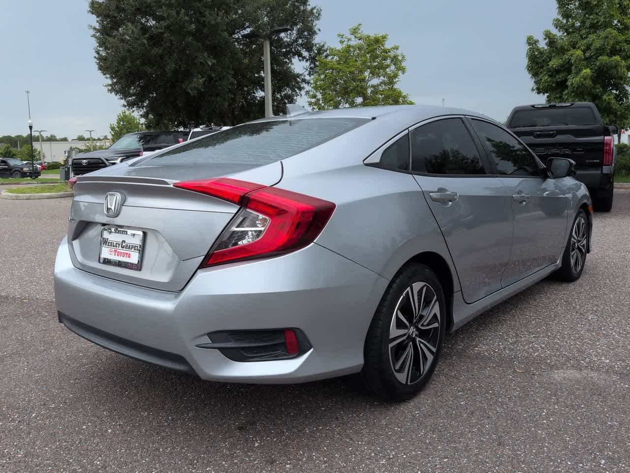 Thumbnail: 2017 Honda Civic - 6