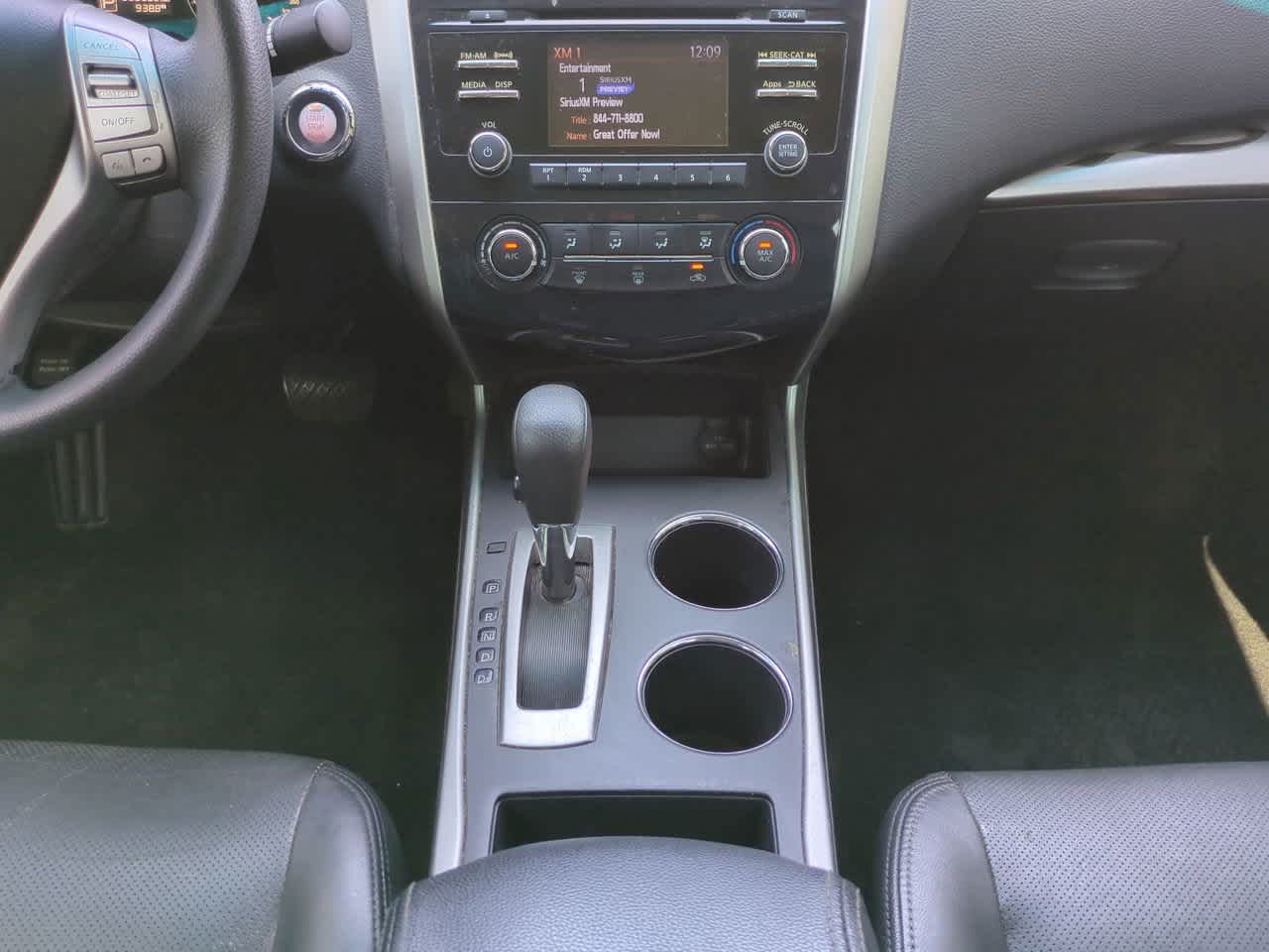 Thumbnail: 2015 Nissan Altima - 18
