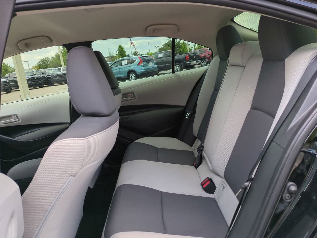 2025 Toyota Corolla LE 13