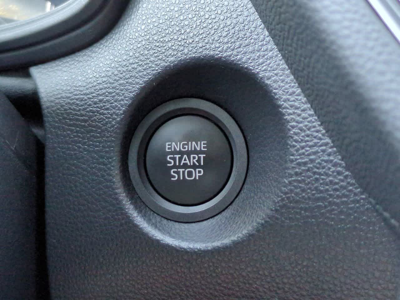 Thumbnail: 2025 Toyota Corolla Cross - 25