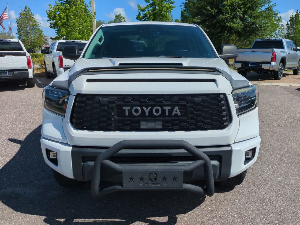 Thumbnail: 2021 Toyota Tundra - 9