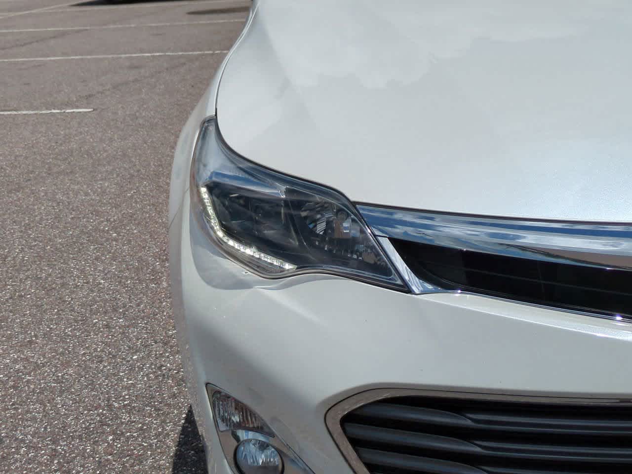 Thumbnail: 2015 Toyota Avalon - 10
