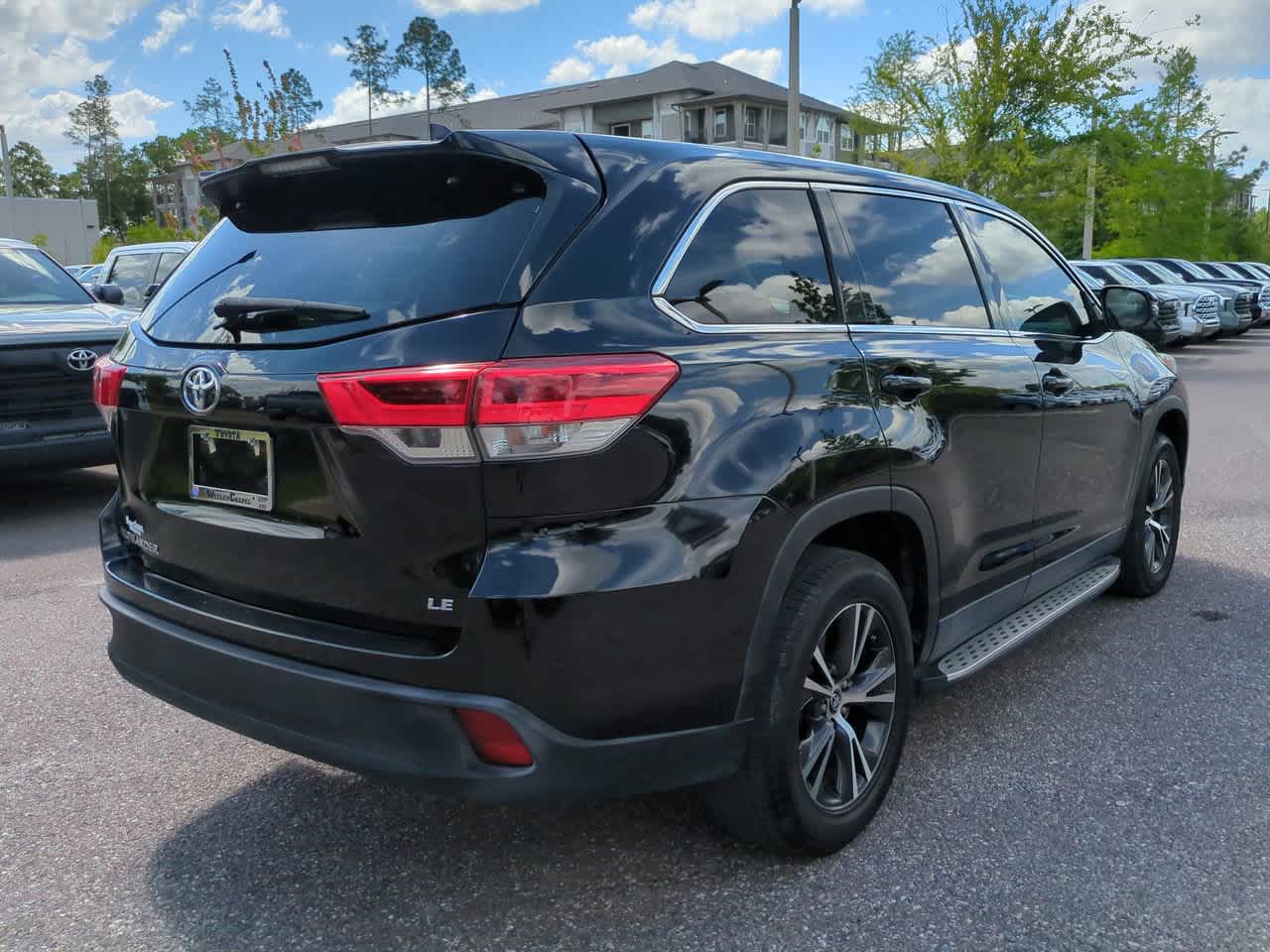 Thumbnail: 2019 Toyota Highlander - 6