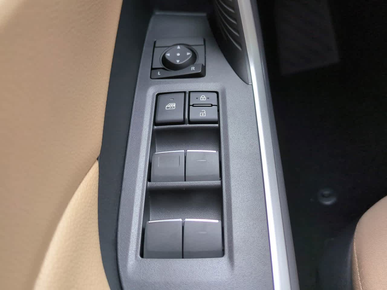 Thumbnail: 2025 Toyota RAV4 - 23