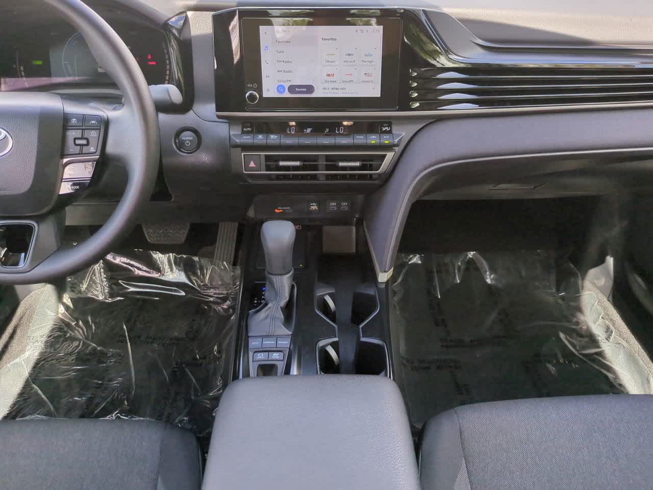 Thumbnail: 2025 Toyota Camry - 18