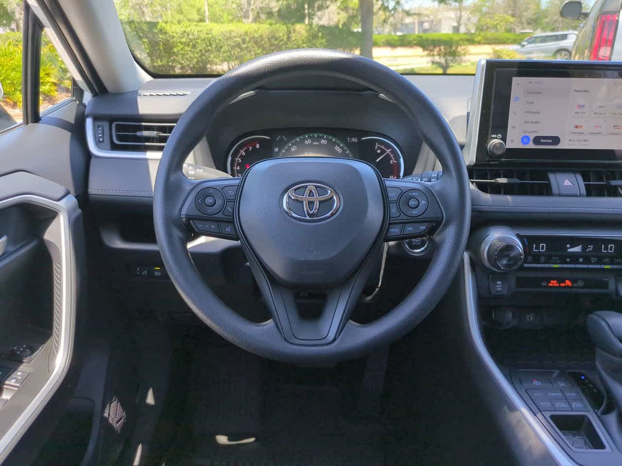 Thumbnail: 2025 Toyota RAV4 - 15