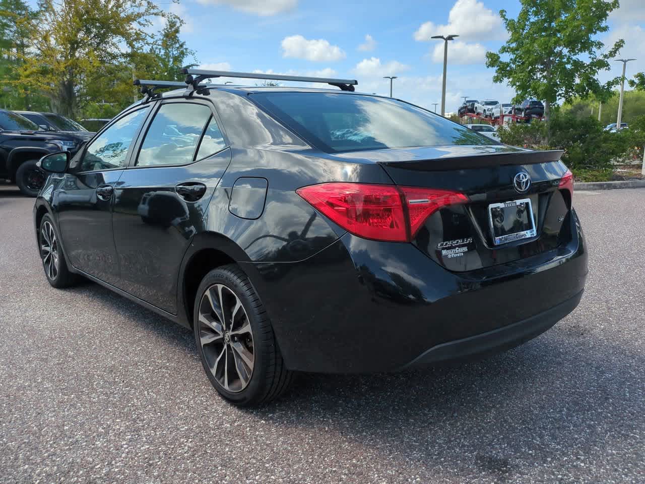 Thumbnail: 2018 Toyota Corolla - 4