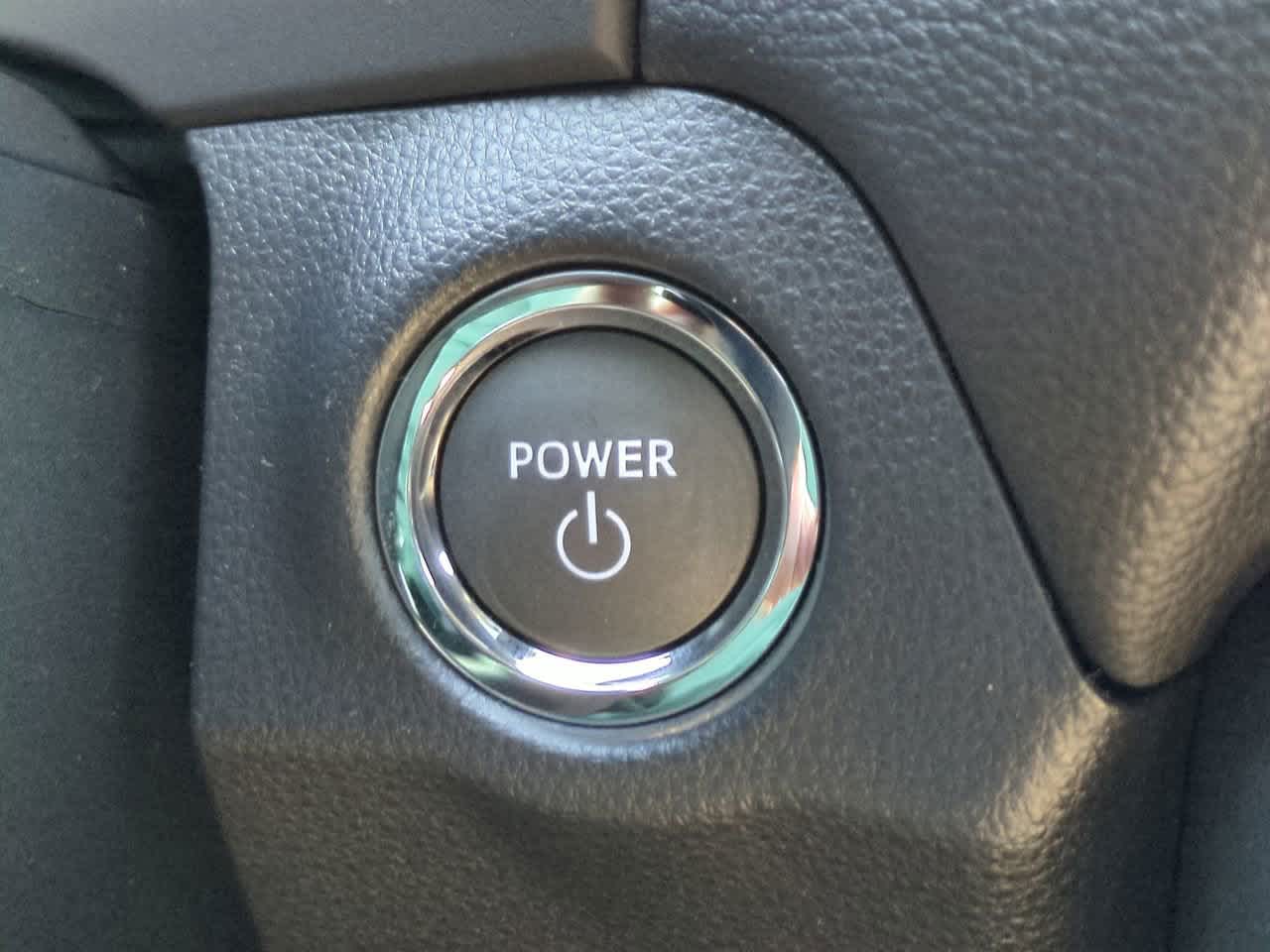 Thumbnail: 2025 Toyota RAV4 - 25