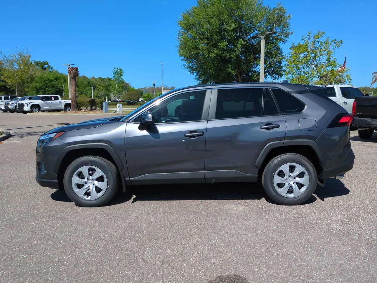 Thumbnail: 2025 Toyota RAV4 - 3