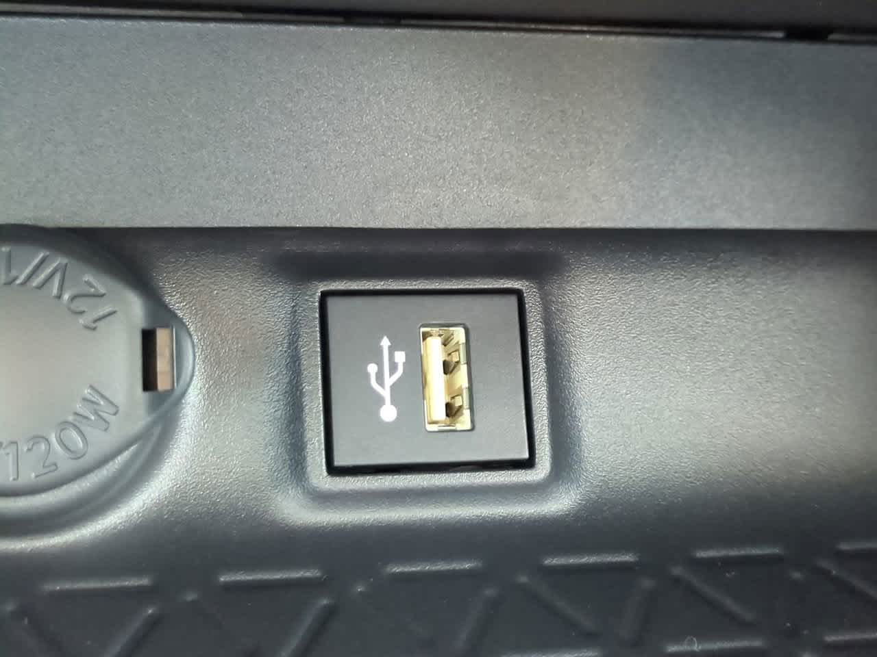 Thumbnail: 2025 Toyota RAV4 - 20