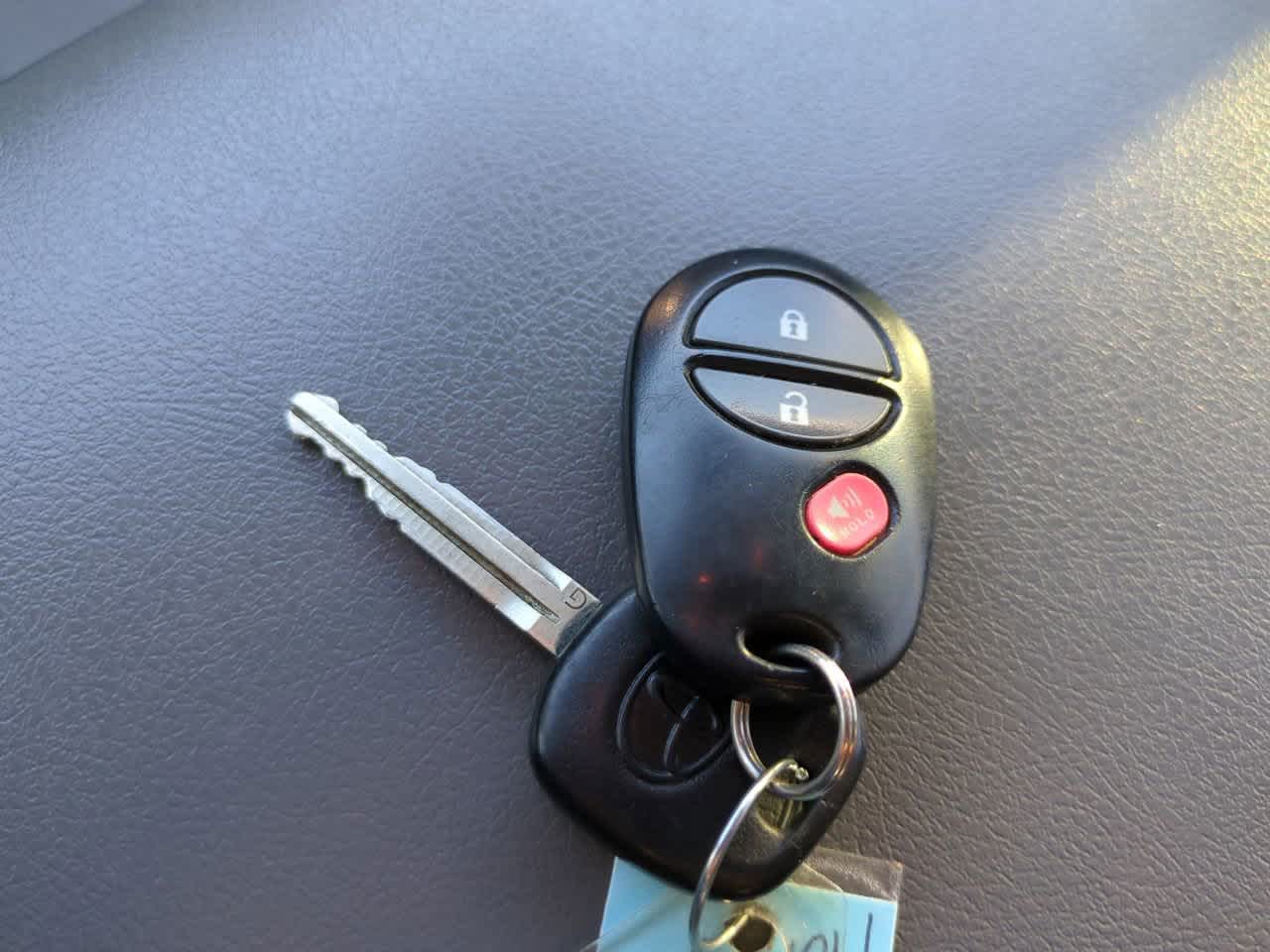 Thumbnail: 2013 Toyota Tundra - 27