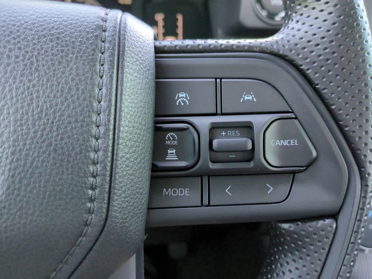 2025 Toyota Tacoma SR5 22