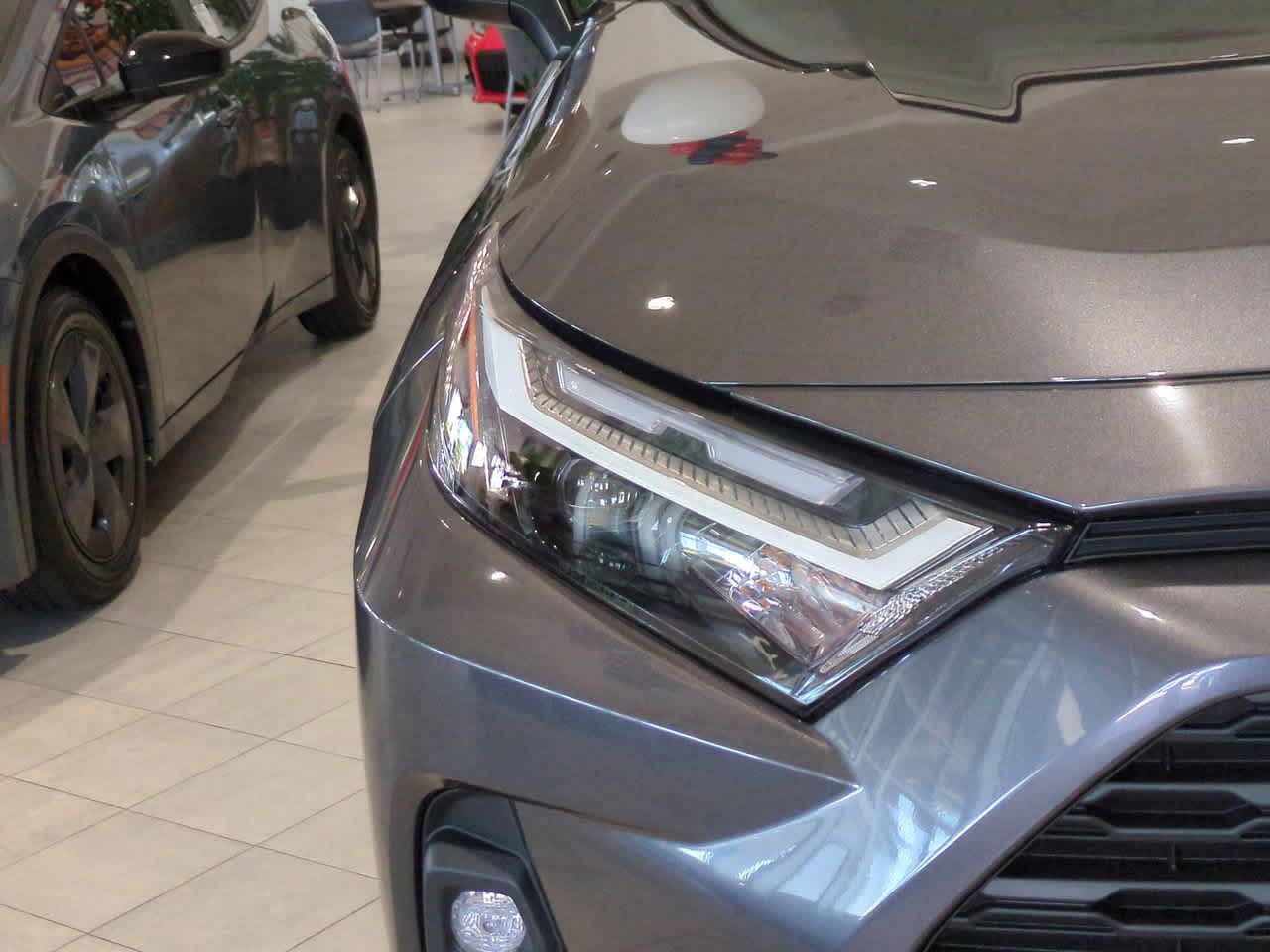 Thumbnail: 2025 Toyota RAV4 - 9
