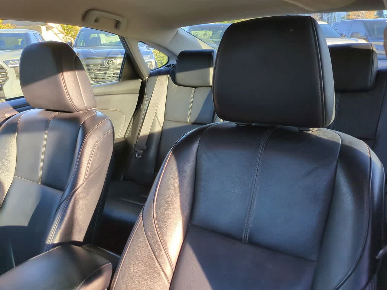 Thumbnail: 2018 Toyota Avalon - 8