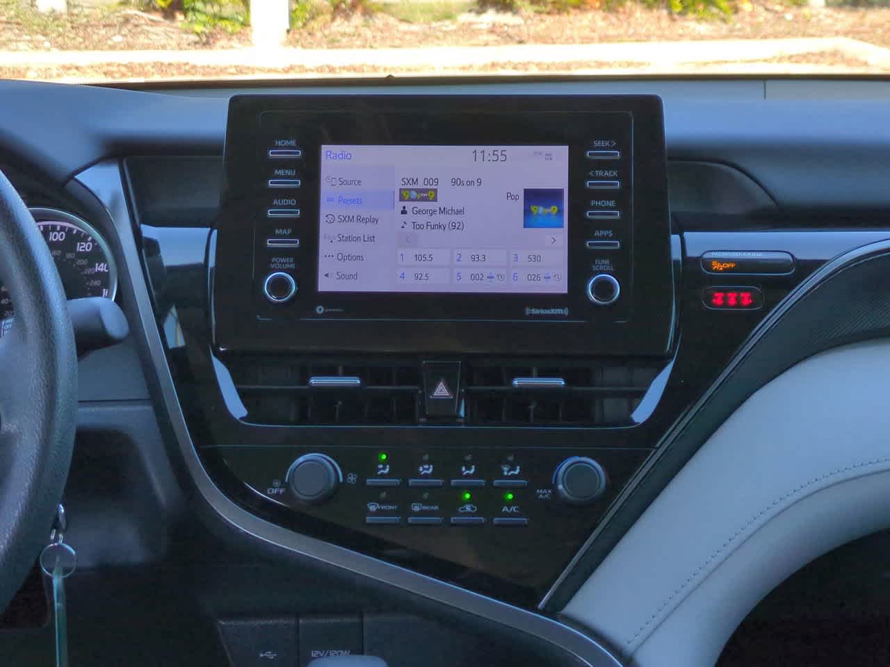 Thumbnail: 2021 Toyota Camry - 17