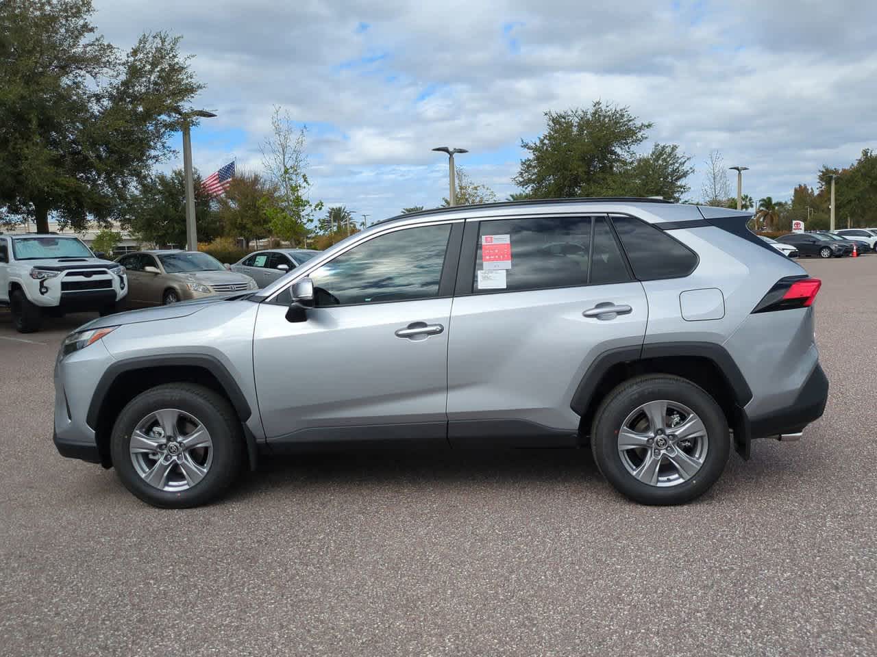 Thumbnail: 2025 Toyota RAV4 - 3