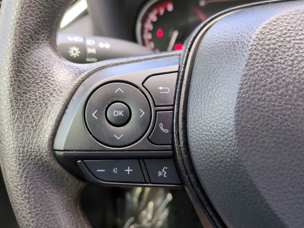 Thumbnail: 2025 Toyota RAV4 - 22