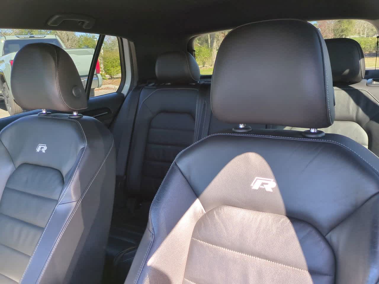 Thumbnail: 2016 Volkswagen Golf - 8