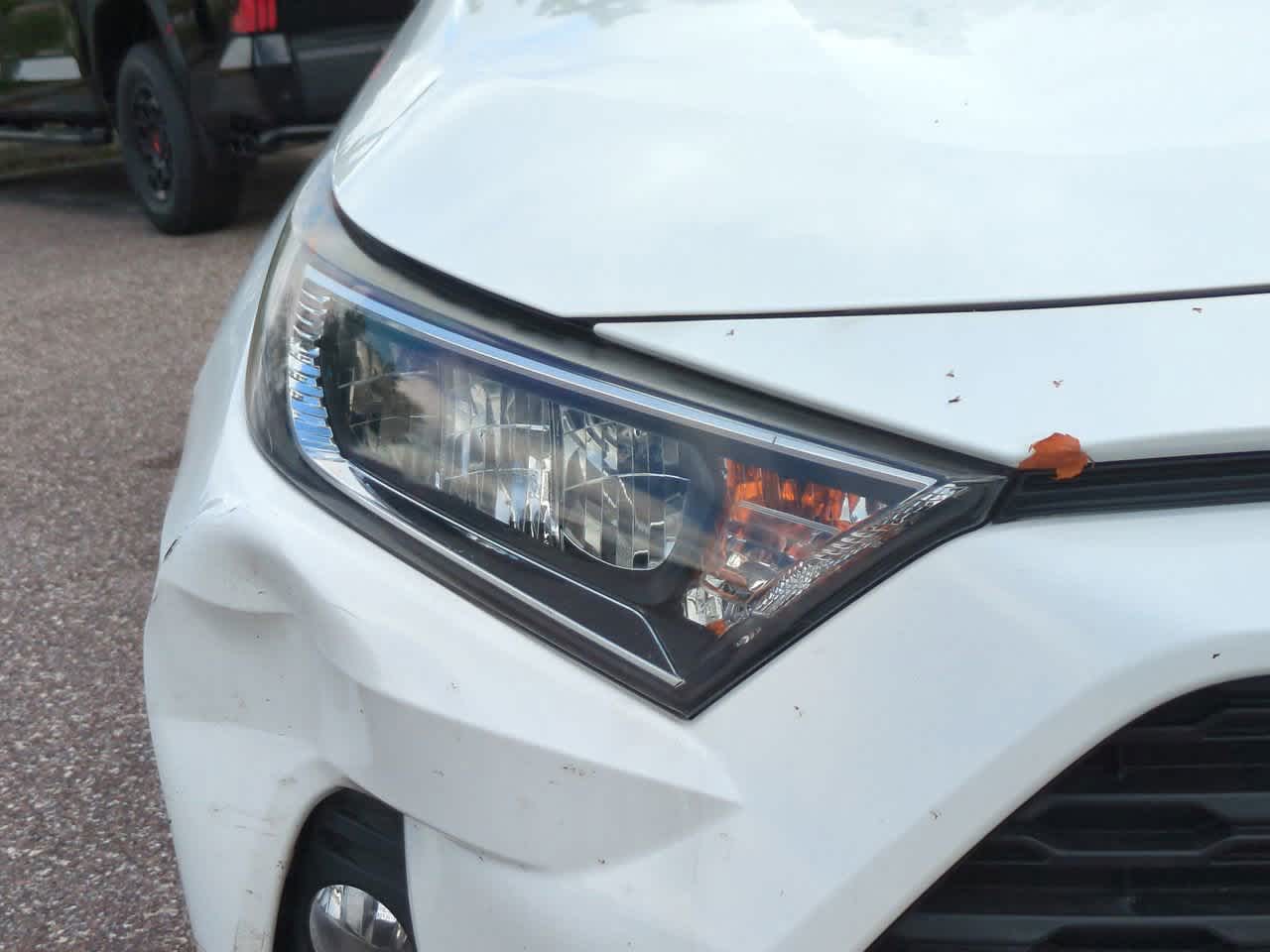 Thumbnail: 2020 Toyota RAV4 - 10