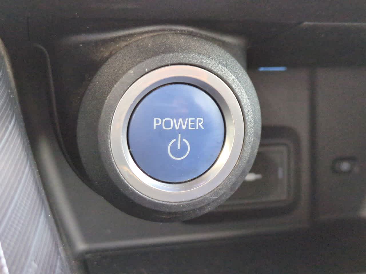 Thumbnail: 2021 Toyota Venza - 26