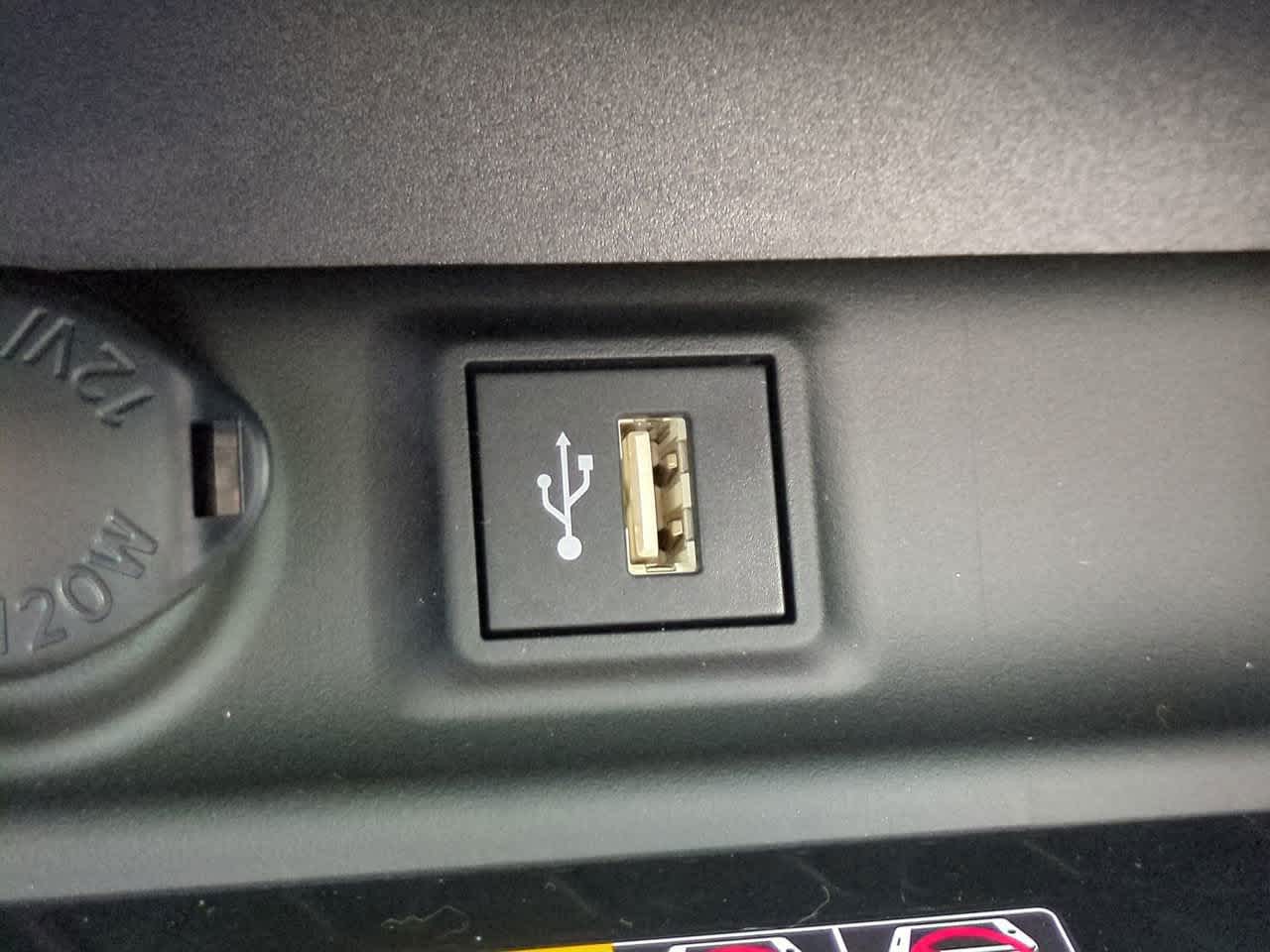 Thumbnail: 2025 Toyota RAV4 - 21