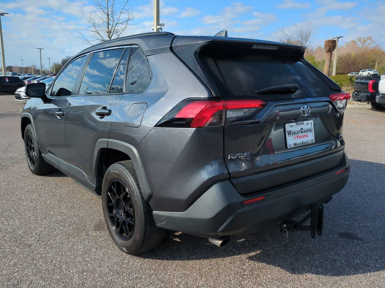Thumbnail: 2019 Toyota RAV4 - 4