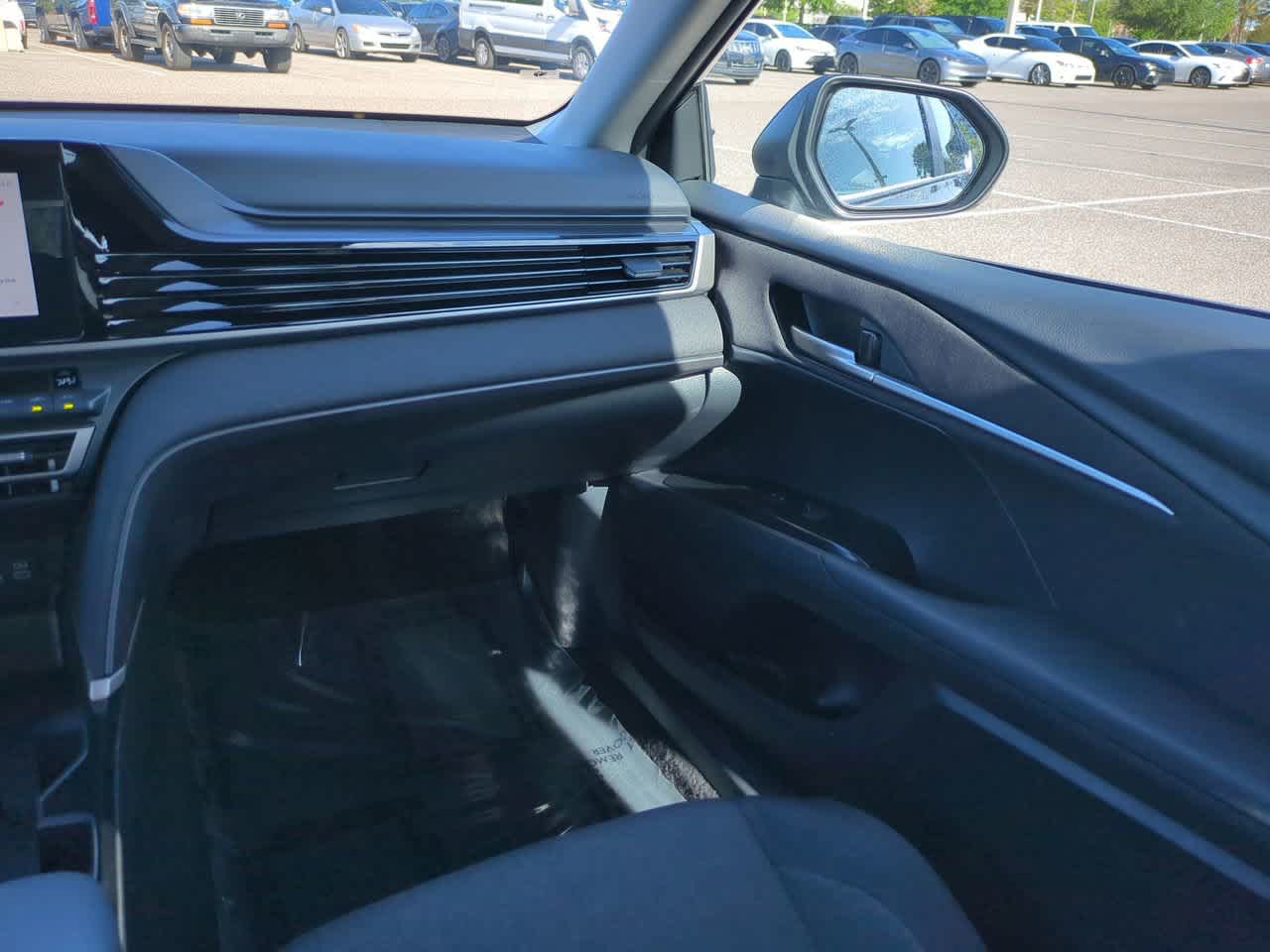 Thumbnail: 2025 Toyota Camry - 16