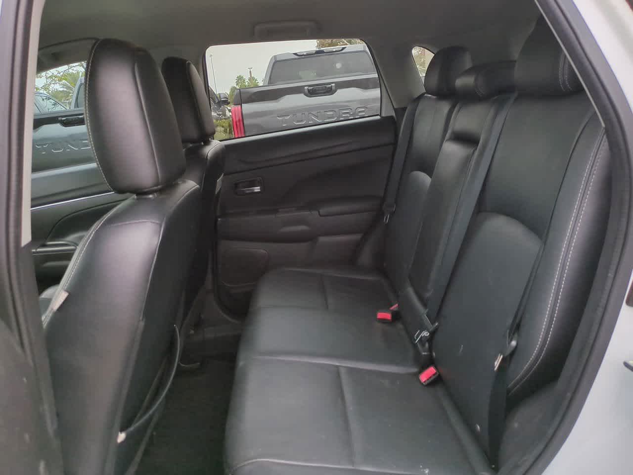 Thumbnail: 2015 Mitsubishi Outlander Sport - 13