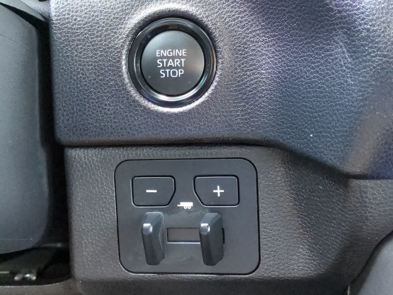 2025 Toyota Tundra SR5 23