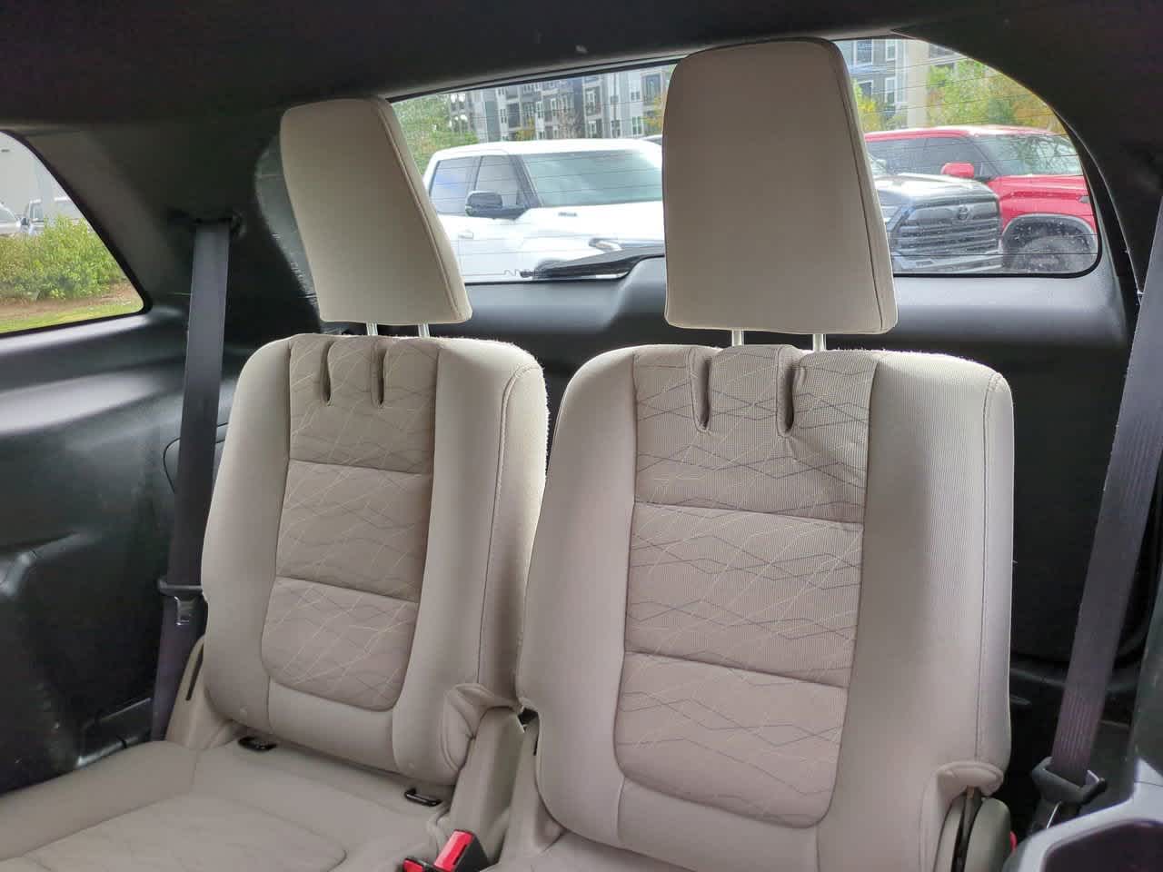 Thumbnail: 2013 Ford Explorer - 13