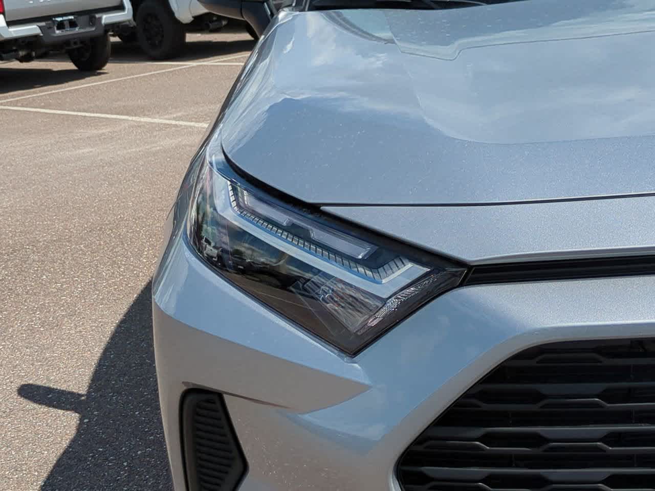 Thumbnail: 2025 Toyota RAV4 - 10