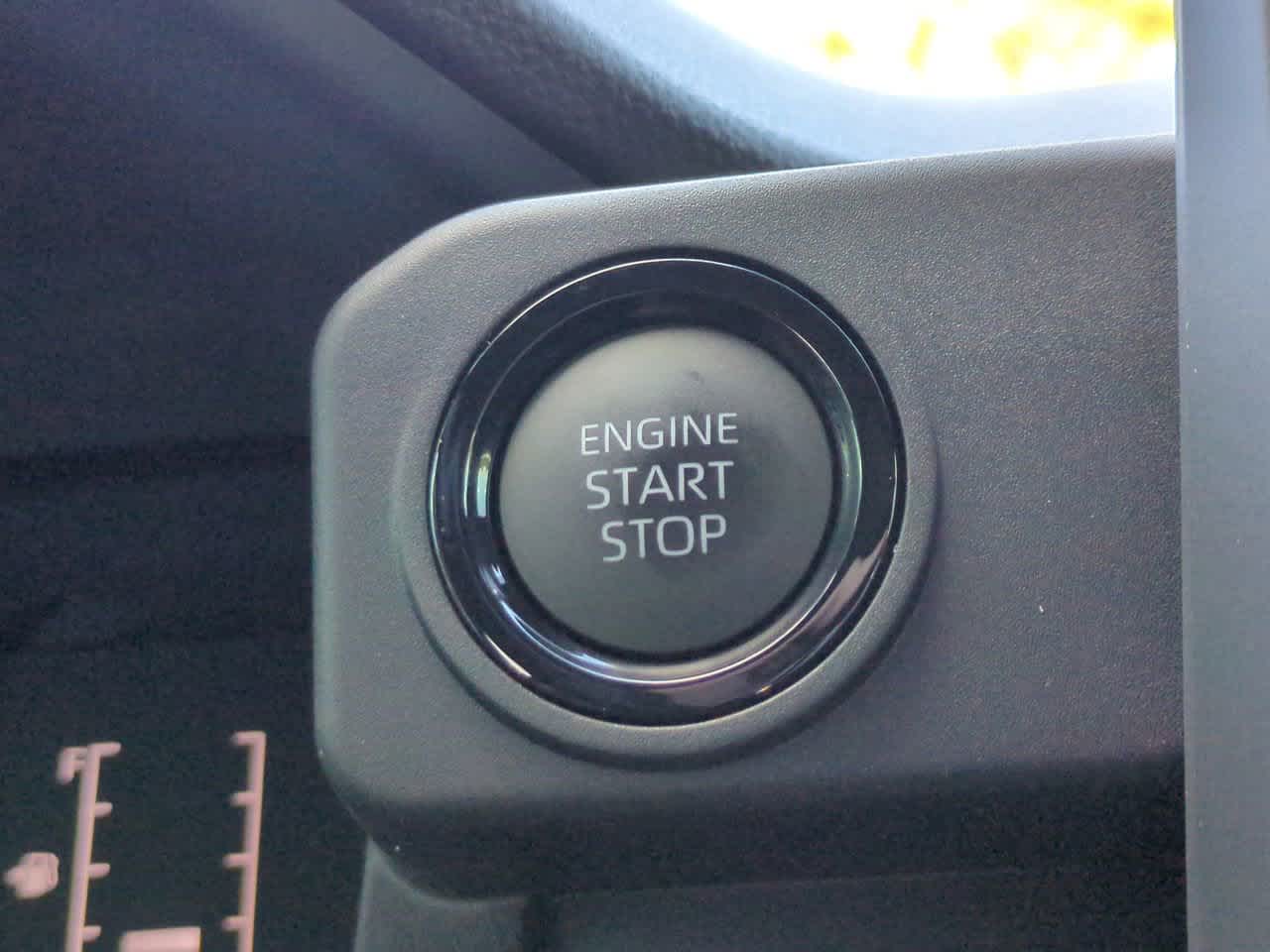 Thumbnail: 2025 Toyota Tacoma - 25