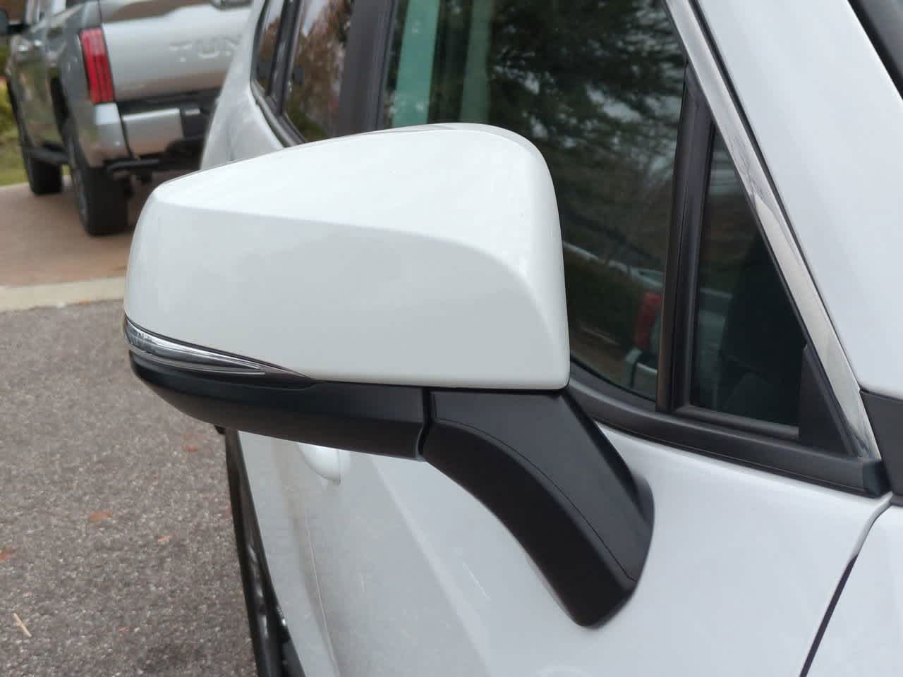 Thumbnail: 2025 Toyota RAV4 - 12