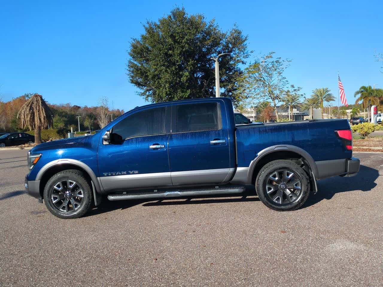 Thumbnail: 2020 Nissan Titan - 3