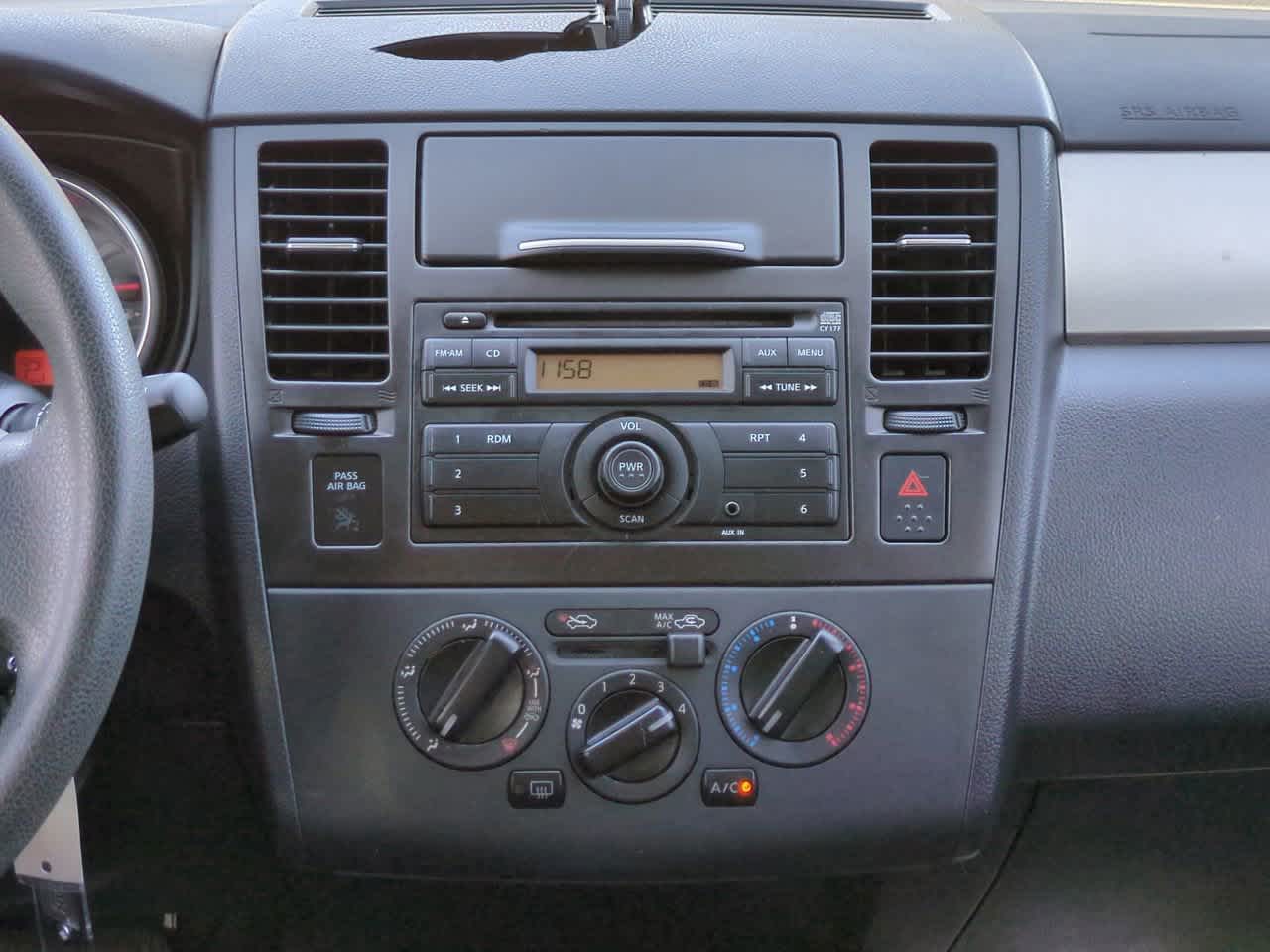 Thumbnail: 2012 Nissan Versa - 17