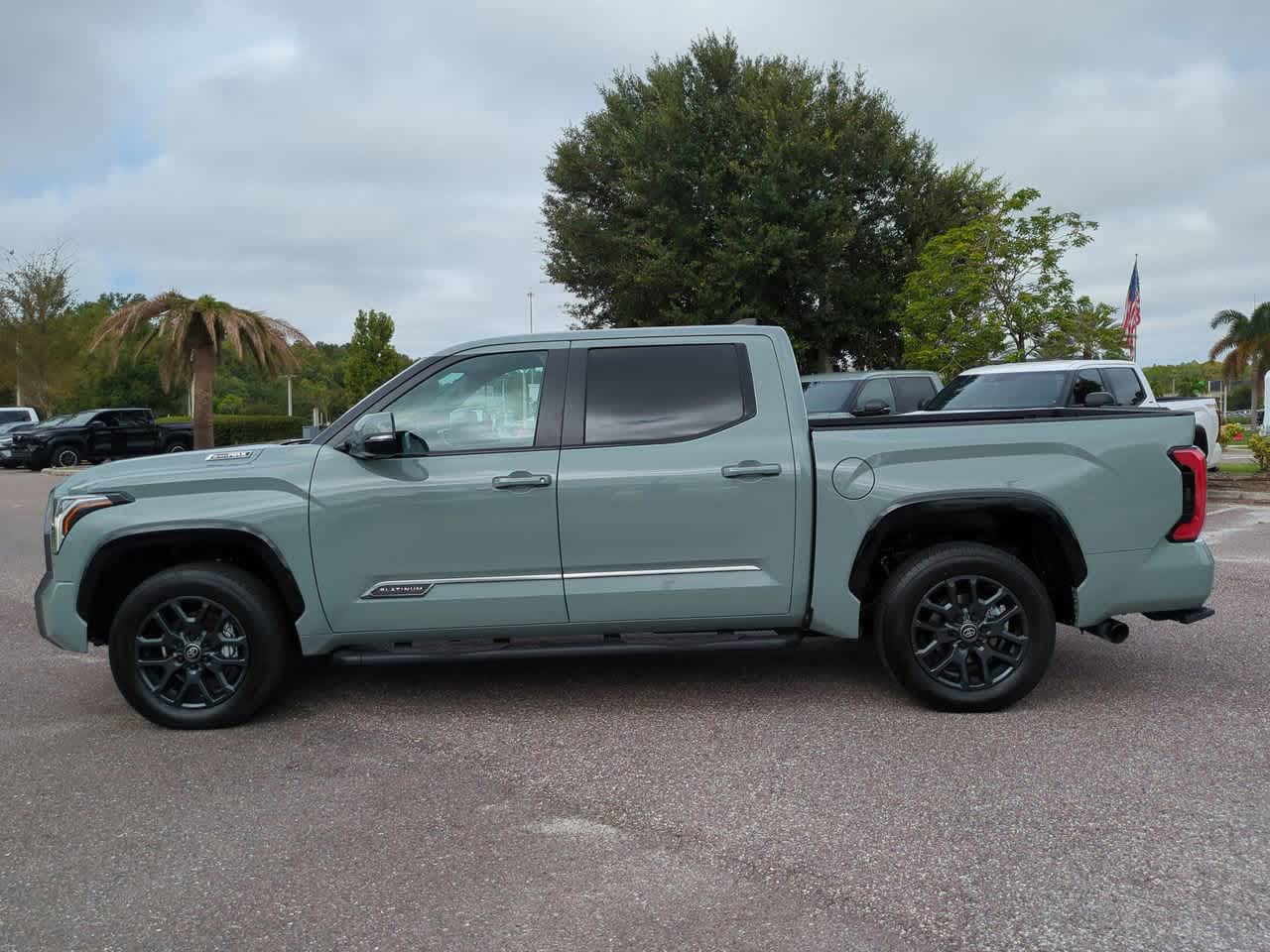 Thumbnail: 2025 Toyota Tundra - 3