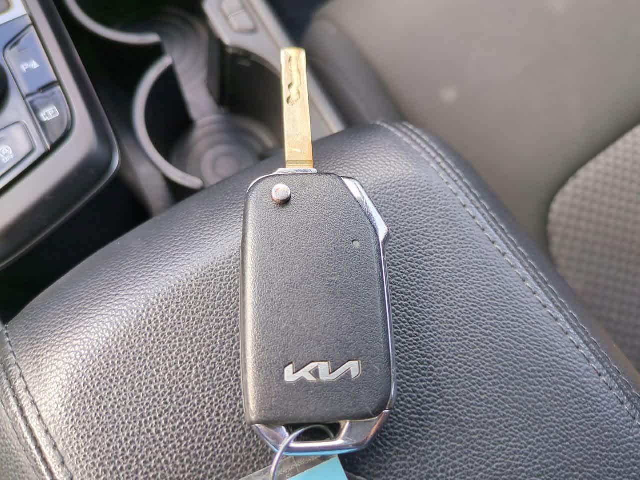 Thumbnail: 2023 Kia Sportage - 25