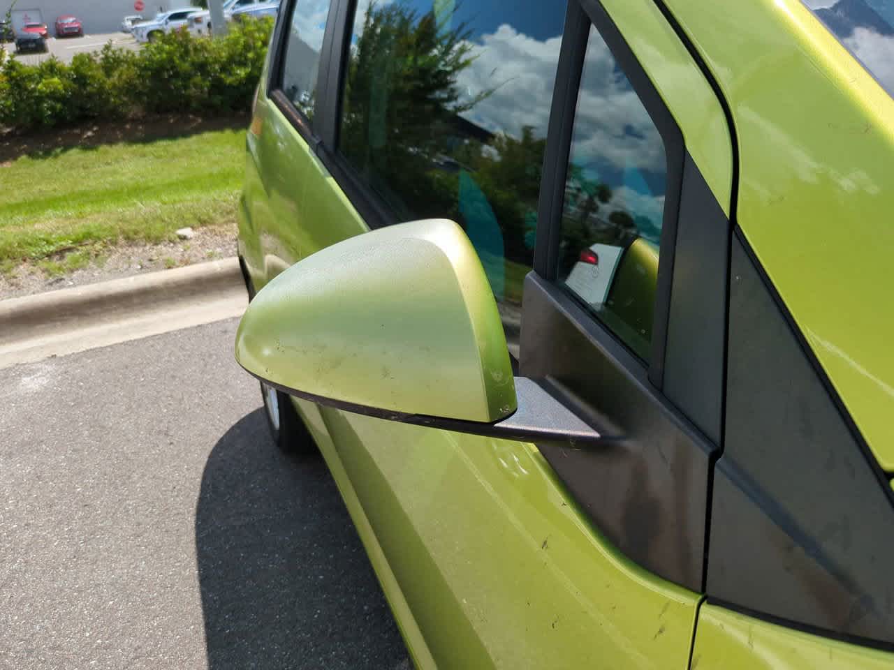 Thumbnail: 2013 Chevrolet Spark - 10